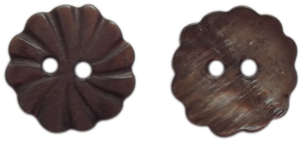Seashell/MOP Button SM-15