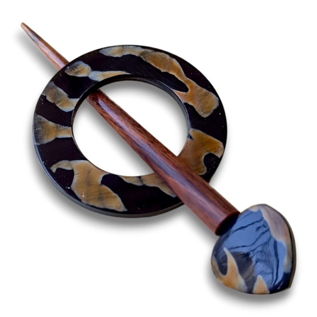 Horn Shawl Pin SP-105